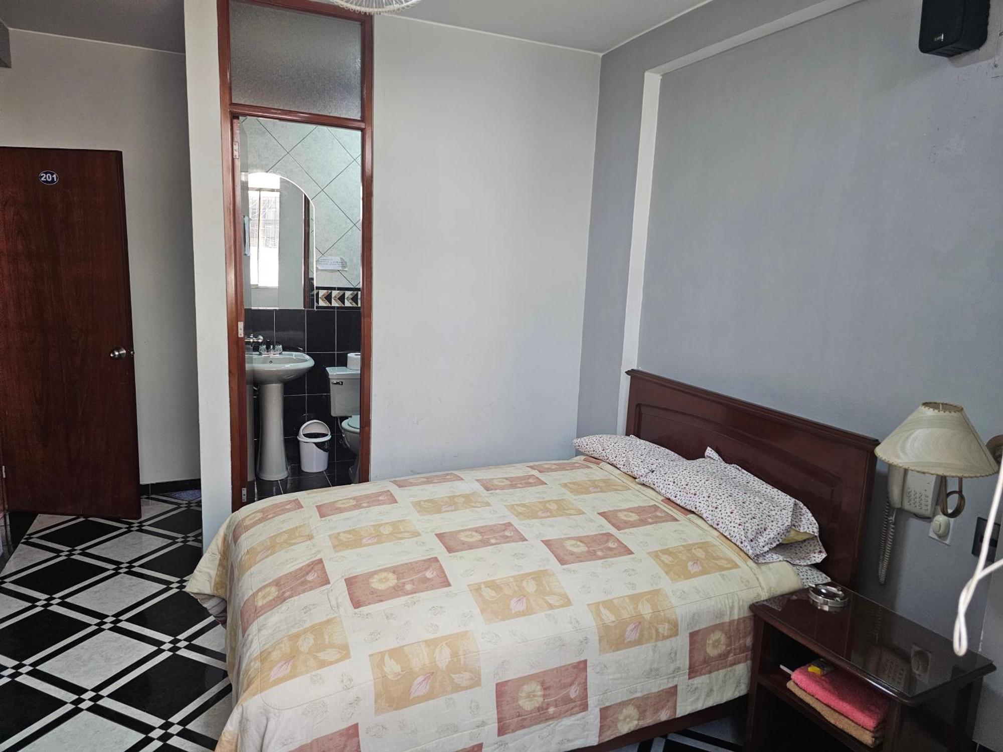 Hotel Atenas Lima